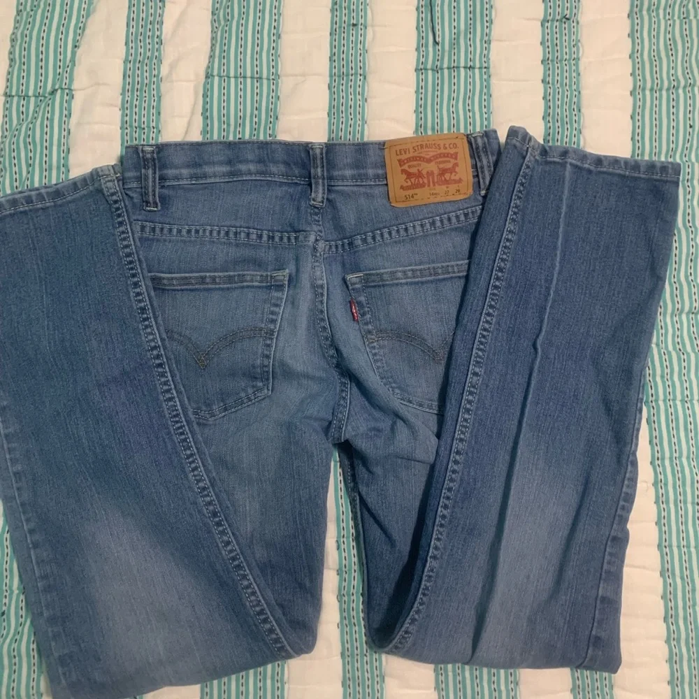 Bundle of two pairs if Levis 514 size 14, waist 27, Length 29 - Picture 5 of 6